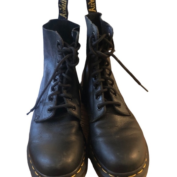 Doc Martens Airwair Moto Combat Boot Sz. 8 Black Leather Lace Up #1460 8-Eye - Picture 6 of 8